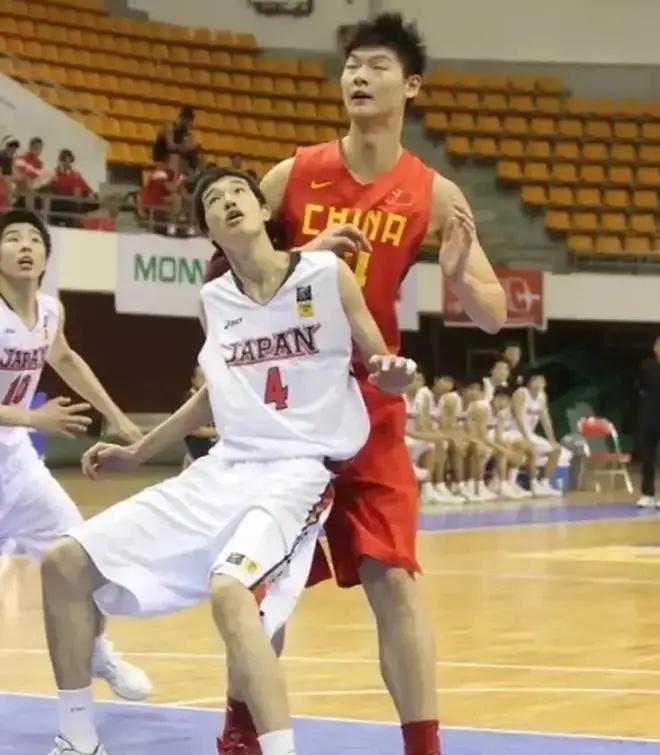 日本男篮绝对主力——渡边雄太，看他在篮网的表现，我承认我酸了(2)