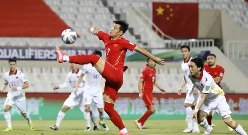 首富“王健林”选择退出足坛，却花60亿赞助世界杯，是什么原因？(7)