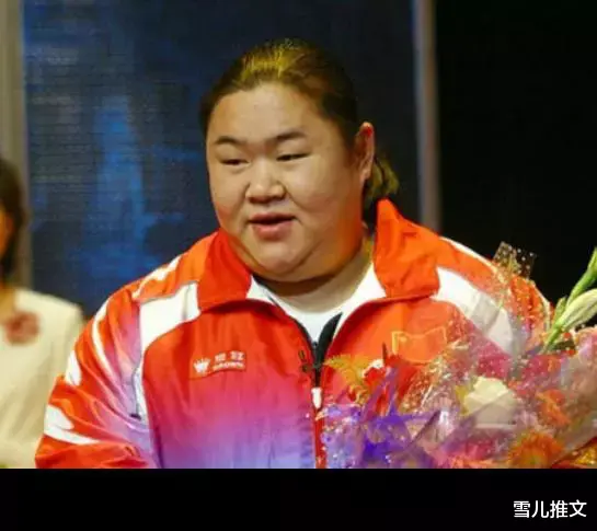 75公斤女子举重赛场上，韩国选手举起172.5公斤，觉得自己一定是冠军了(6)