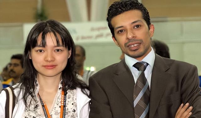 21年前，放弃中国国籍的“清华棋后”嫁给卡塔尔皇子，如今怎样了(7)