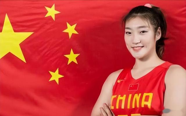 “女版詹姆斯”李梦：率队征战奥运，拒绝西班牙富商只嫁中国人