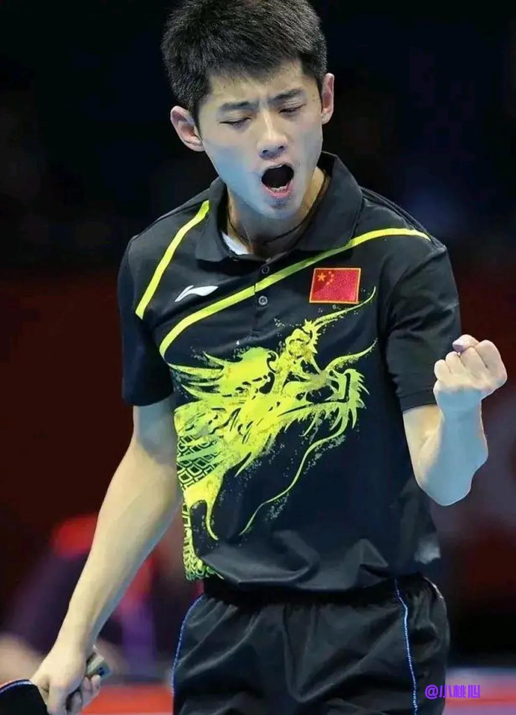 

非常非常的震惊，他是中国男子乒乓球史上第三位大满贯选手，也是乒乓球史上第七位(2)