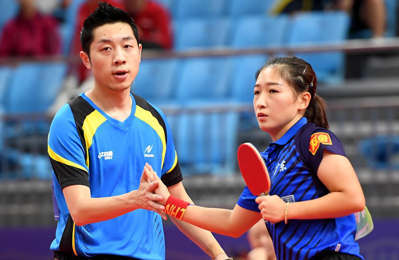 国乒发生了3件大事，让人们对中国乒乓球的前景和走势产生了浓厚的兴趣和热议。 

(8)