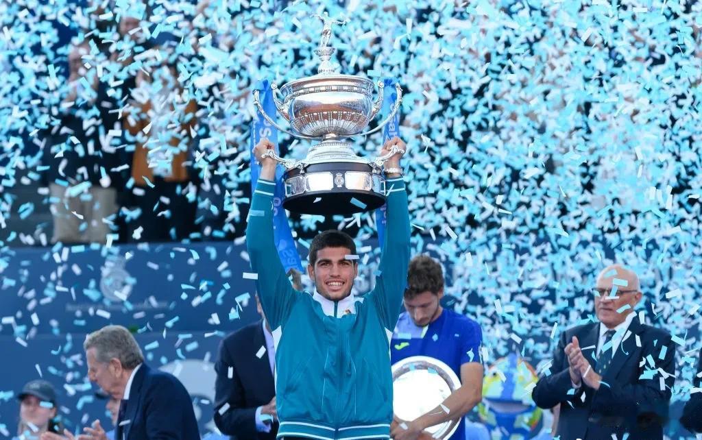 成为ATP史上最年轻的世界第一、在美网拿下个人首个大满贯男单冠军，阿尔卡拉斯就此(4)