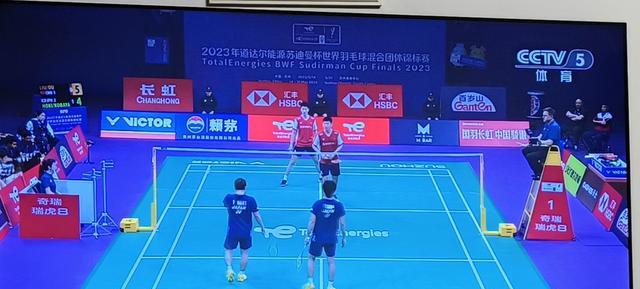 终极一战！中国羽毛球队绝地反击击败日本进军苏迪曼杯决赛！(3)