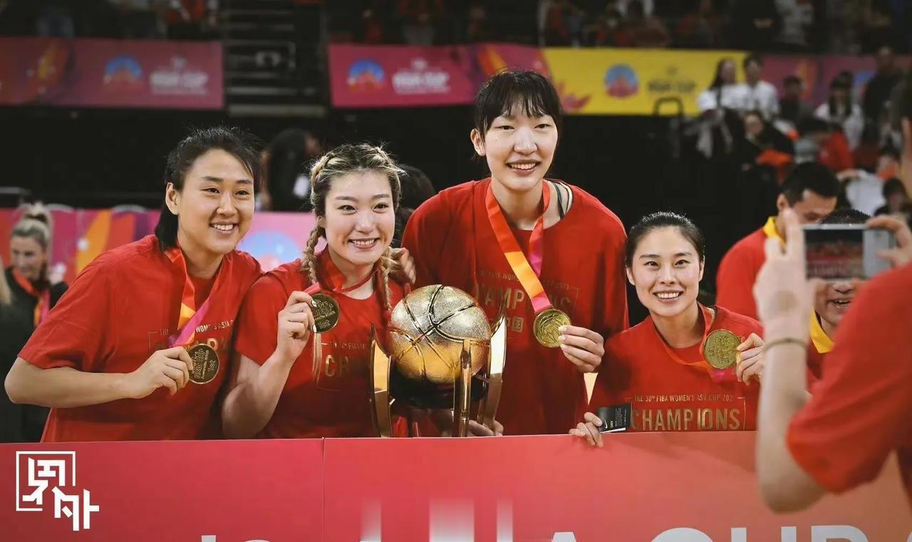 据《北青体育》 报道，中国女篮球员@韩旭将参加7月28日至8月8日在成都举行的第(2)