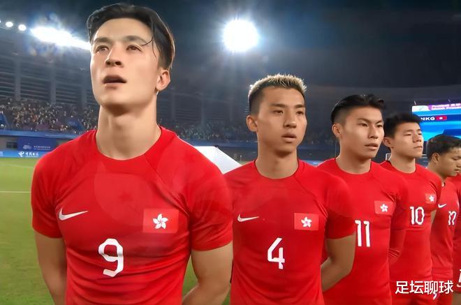 1-0！中国球队创造历史：首进亚运会8强，庆祝如同夺冠，上万球迷欢呼