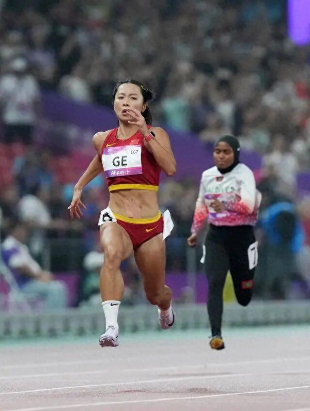 亚运会女子100米决赛葛曼棋11秒23夺冠 中国选手第六次登顶(5)