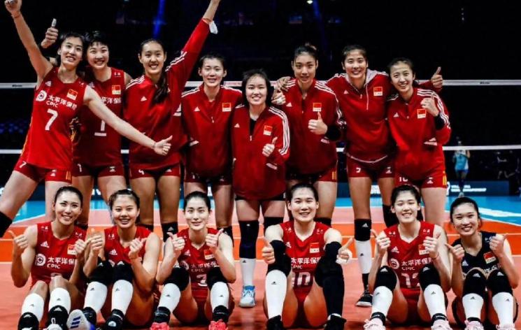 今晚七点三十CCTV5！中国女排vs日本女排决赛，争夺亚运女排冠军(2)