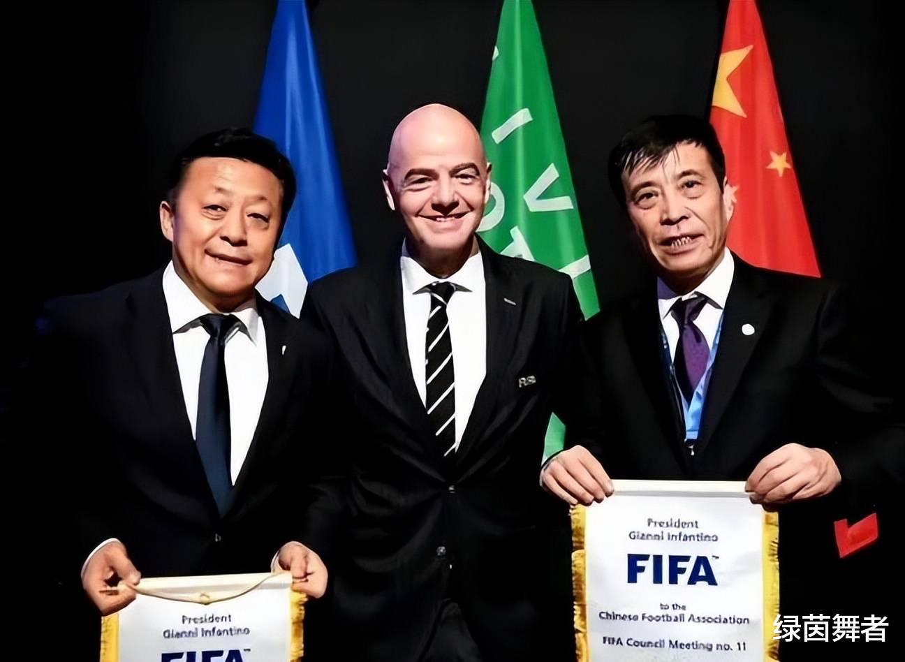 2034世界杯太抢手！亚足联4国欲联合申办，球迷喊话：中国足协在干啥？(5)