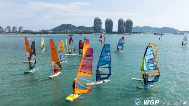 国际旅游岛帆板大奖赛 引领三亚湾体育旅游新风尚(5)