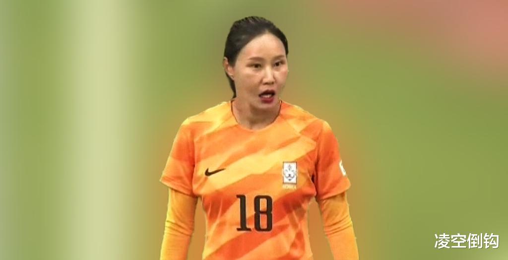 热血沸腾，10-1韩国队踢疯，横扫东南亚劲旅排名第1，中国队小心