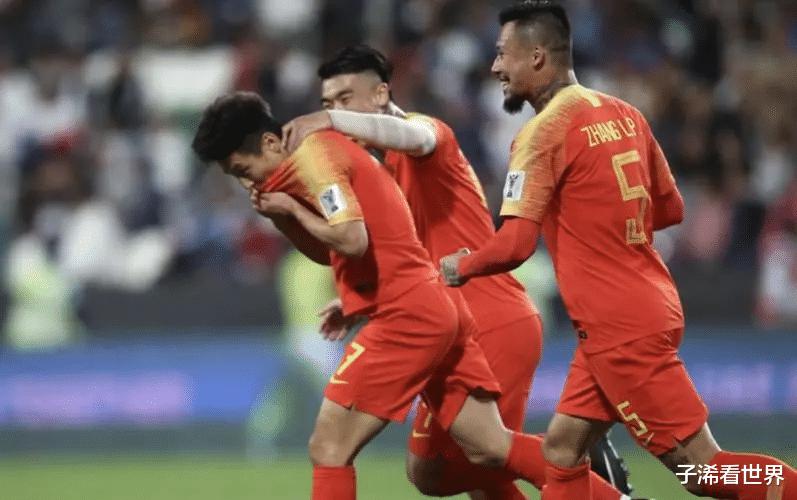 上午9点！中国足球传来喜讯：足协做出英明决策，球迷齐声点赞