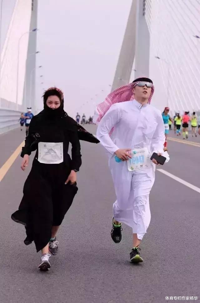 大快人心！上海马拉松禁止COSPLAY，让跑步回归本原拒绝群魔乱舞(3)
