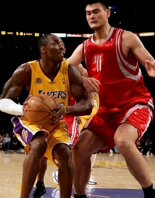 NBA拥有麒麟臂的5大后卫，哈登上榜 科比号称小马龙(5)