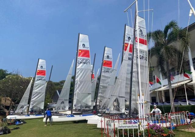 亚洲帆船锦标赛中国队勇夺5金 拿下5项奥运资格(1)