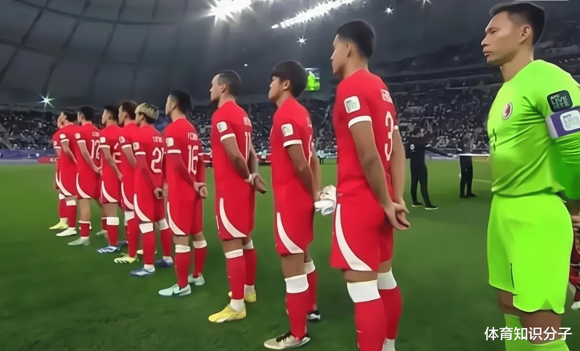 闭口不唱国歌！中国香港男足在亚洲杯引争议，网友：这是原则问题(4)