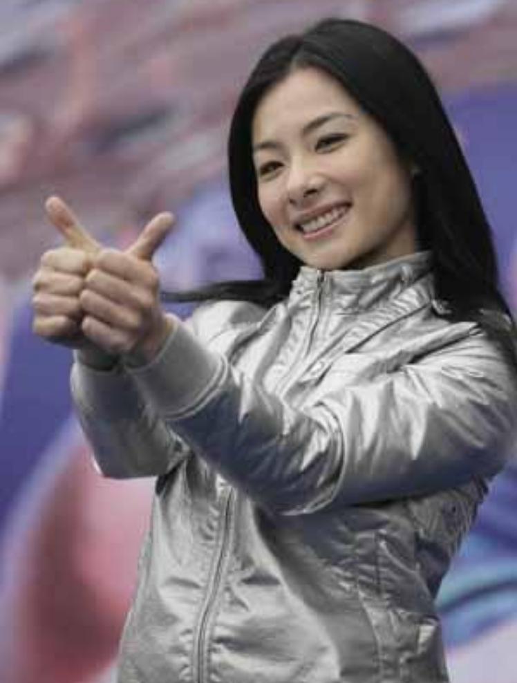 奥运冠军刘璇：退役后转型当演员，41岁生二胎，如今过得怎么样？(14)