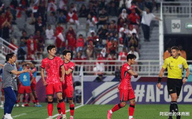 亚洲杯悲喜夜：4强诞生！韩国创36年耻辱，卫冕冠军出局，印尼创历史(4)