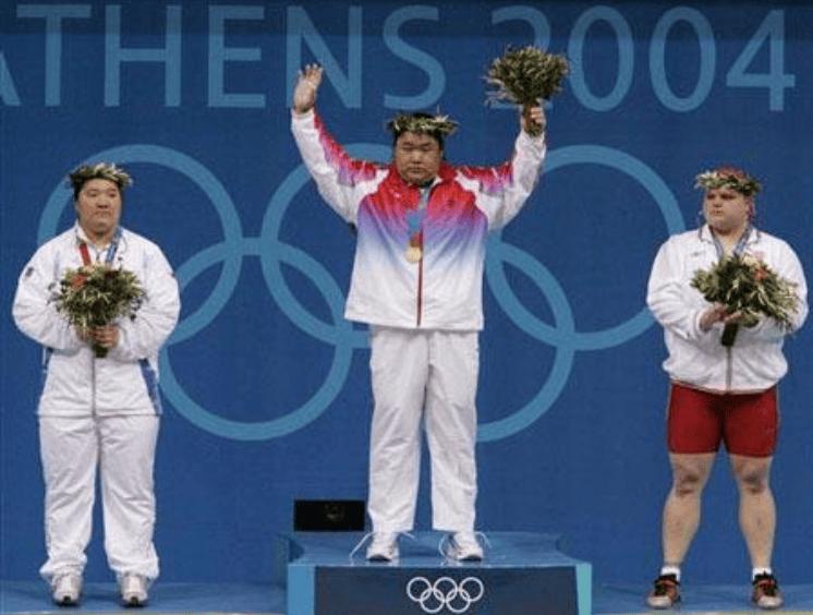 奥运冠军唐功红，为国拼死拿金牌，现如今成为一名普通人