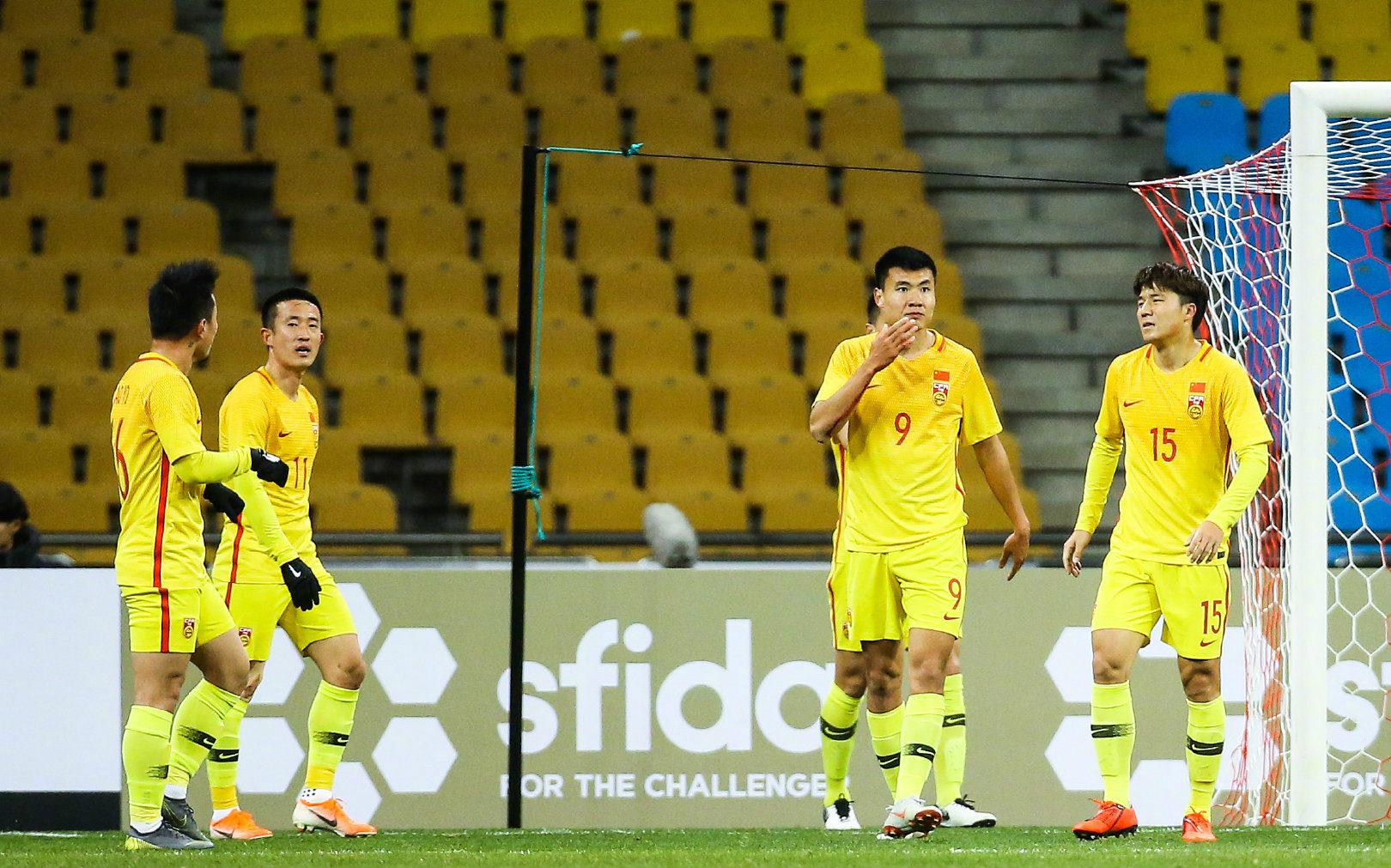 国足队长正视问题，发话：下一场踢中国香港必须拿下！信心十足！(4)