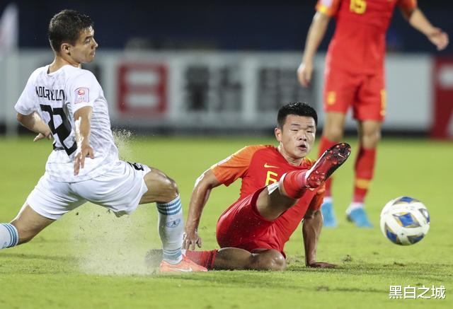 狂！越南媒体：中国足球不足为惧，这批球员已经练废了(2)