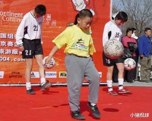 18年前，被神奇教练米卢狂赞的中国“足球神童”，23岁居然变这样(2)