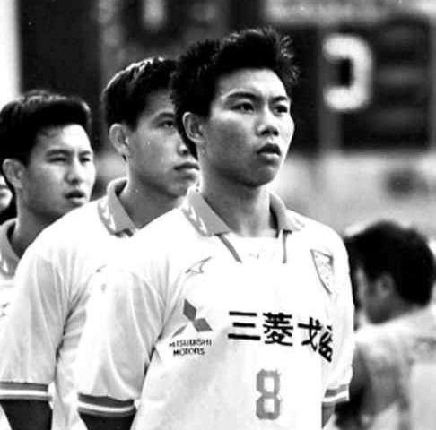曾经的中国足球天才，却因为杀人入狱，要到2029年才能出狱(2)