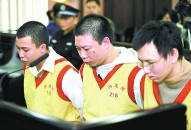 曾经的中国足球天才，却因为杀人入狱，要到2029年才能出狱(5)