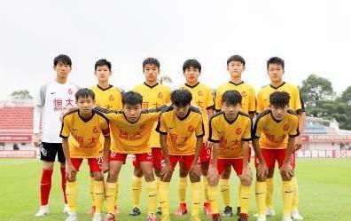 恒大无疑是中国足球史上运作最为成功的俱乐部，但各种各样的争议也始终存在着！(1)