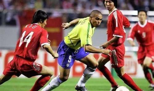 关于2002年韩日世界杯：中国男足仅有的记忆！(2)