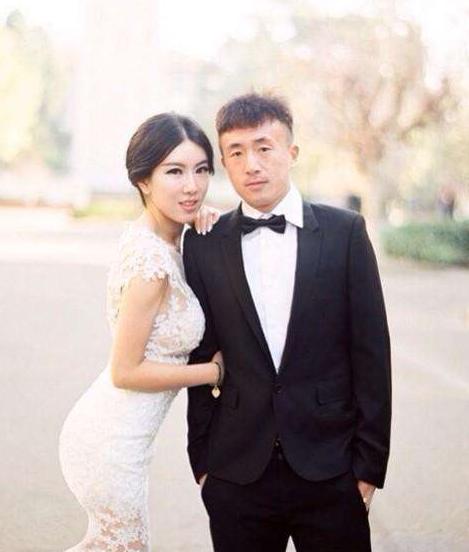 中国足球被戏称为“白斩鸡”的球员，为何那么抢手？拿高薪娶美妻(6)