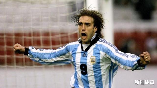 上世纪90年代足坛最好的中锋，阿根廷战神巴蒂斯图塔！(2)