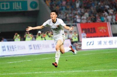 中国足球的领军人物，武磊第七，第一名从未获红黄牌(1)