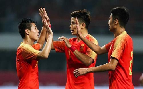 中国男足现在有什么好的方法来提高球队的战斗力？(11)