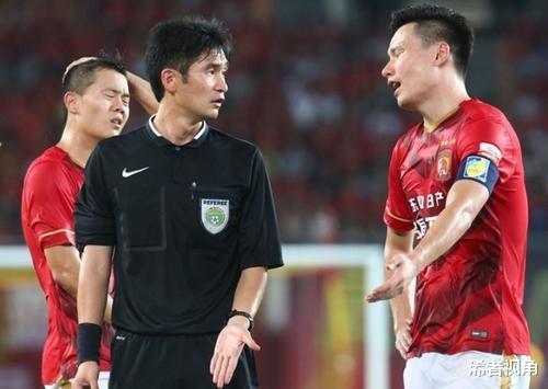 突发！中国足协做出争议决定：将本土足球人才逼入绝境，球迷骂声一片(4)