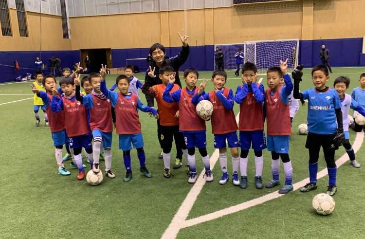 上海足球青训观察(1)丨好球员很“精贵”, 读书和踢球怎么选?(1)