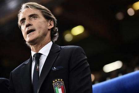 意大利足球教练曼奇尼新冠检测呈现“阳性”(1)