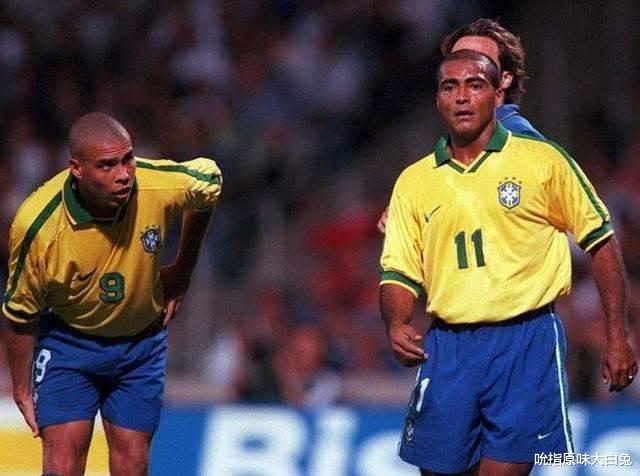 98年和06年的世界杯，巴西都有罗纳尔多，为何都输给齐达内的法国？(2)