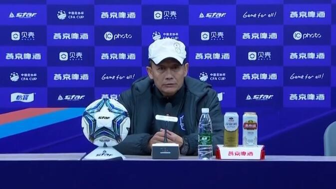 王宝山: 晋级可喜, 但对球队的表现不满意