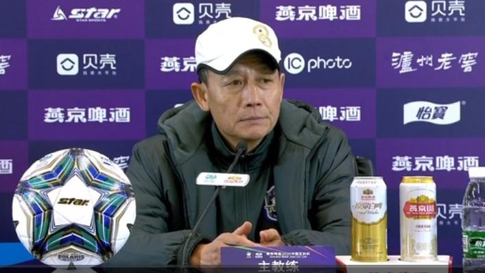 王宝山: 已经在防守端进行了完善 球队的伤病和体能状况都没问题(1)