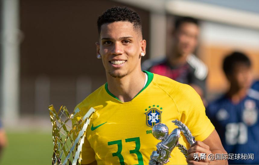 德甲第一位巴西球员 德甲第一次首发(5)