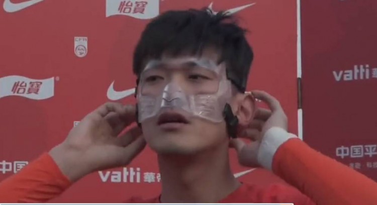 颜骏凌: 面具还要再戴一个月, 上大量训练浑身酸痛(1)