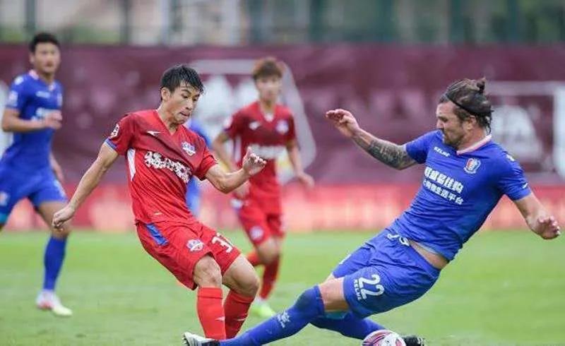 湛江人有没有中超足球员 21岁湛江仔在2020中国足球协会甲级联赛中表现出色