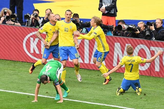 2016欧冠爱尔兰对瑞典 伊布造乌龙成救世主(1)