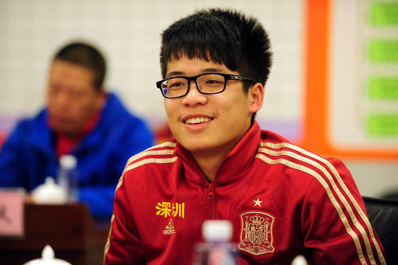 西甲中国足球球员 中国足球5大新星(7)