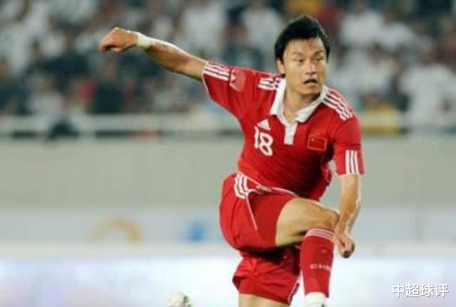 英国权威媒体：34岁老国脚是中国足球近10年最好的前锋！(2)