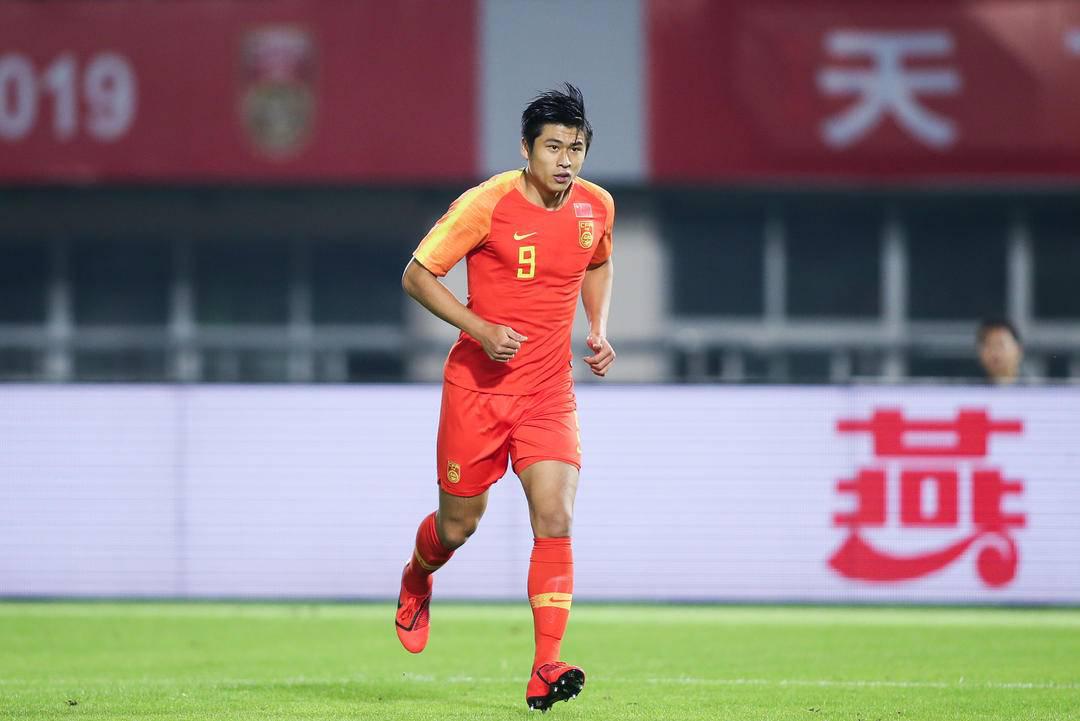 张玉宁接受FIFA专访: U23超龄会更努力, 将不遗余力争取世预赛出线