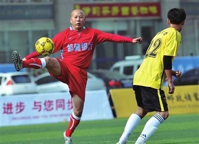 上港最吸引我眼光的国内球员：杨世元！(2)