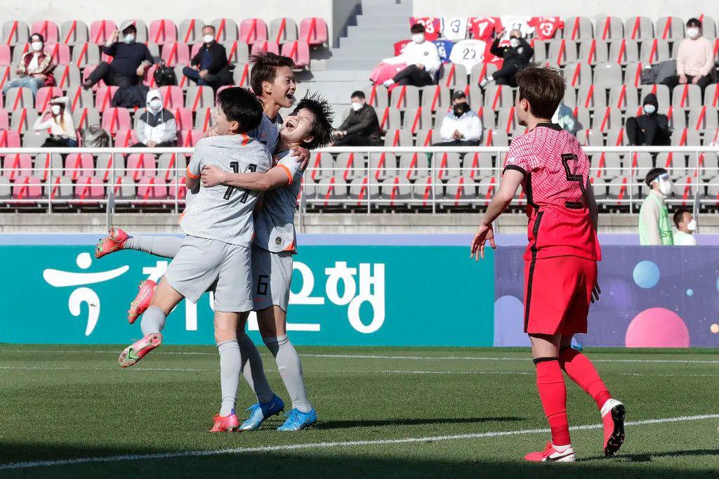 火线 | 2比1客胜韩国，中国女足为中国足球开了个好头(4)